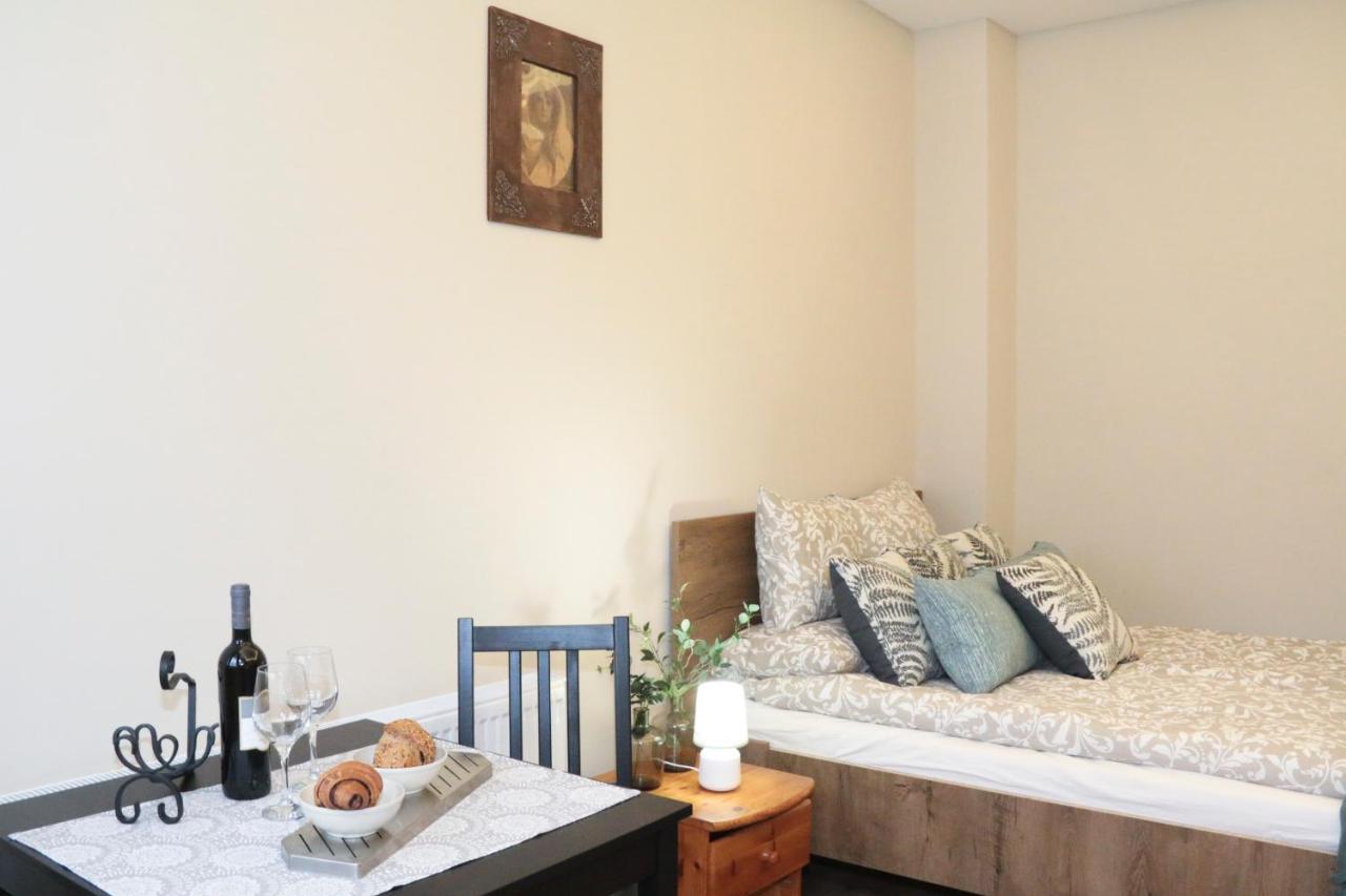 Palma Apartmanok Szallashely Szazhalombatta 6A מראה חיצוני תמונה